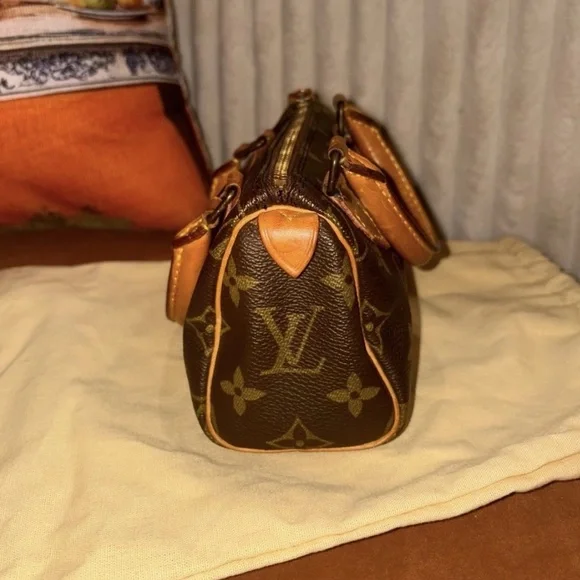 Vintage Louis Vuitton Nano Speedy - Picture 4 of 8